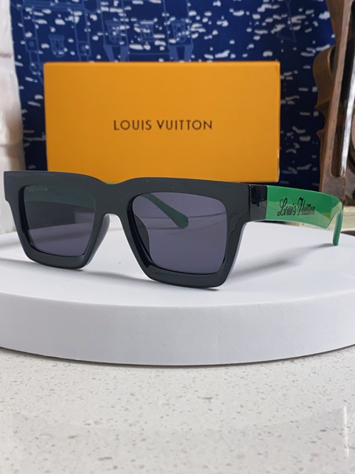 ルイヴィトンサングラス背面デザイン